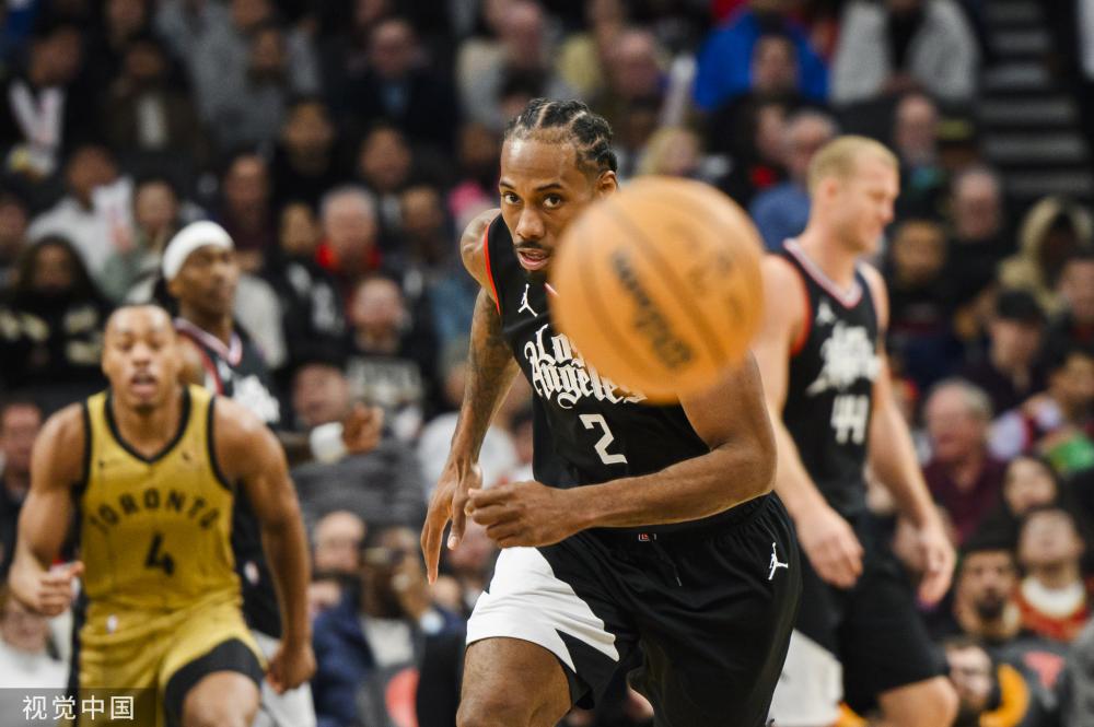 對手防線的 對手防線的