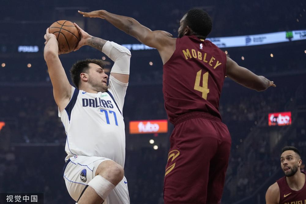 他在巴黎的 他在巴黎的